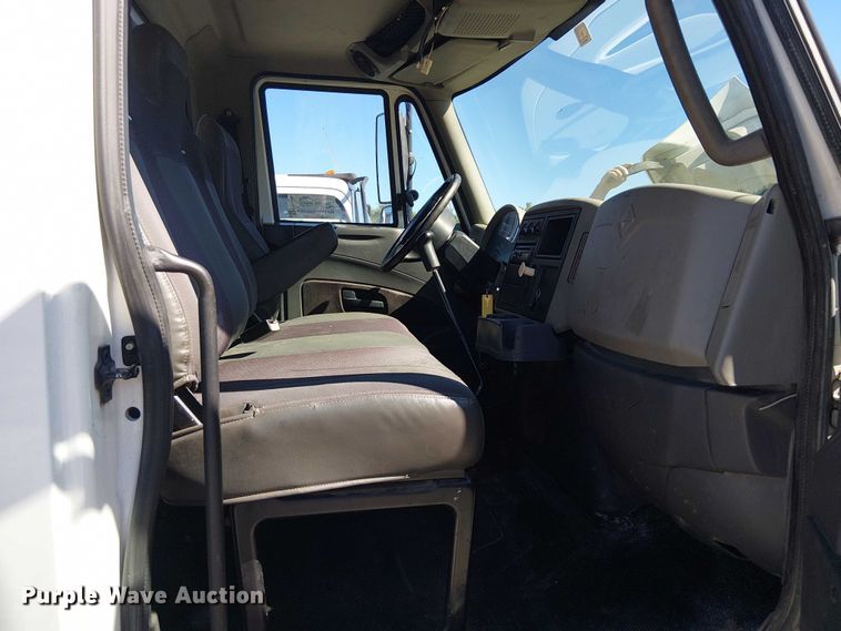 image for item DJ7896 2012 International 4300 flatbed truck