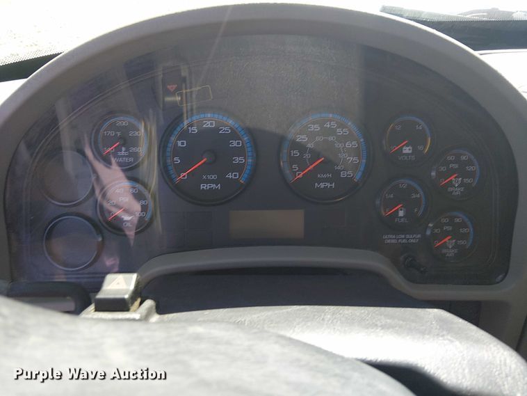 image for item DJ7896 2012 International 4300 flatbed truck