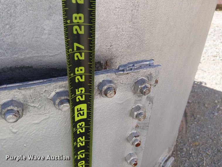 image for item DJ7899 3,000 gallon tank