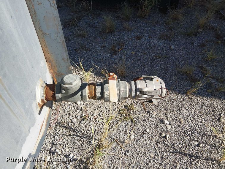 image for item DJ7900 2,500 gallon tank