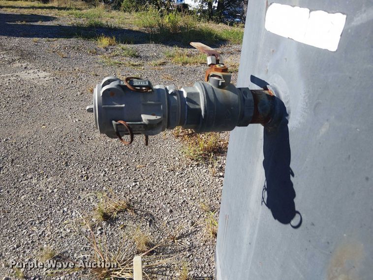 image for item DJ7900 2,500 gallon tank