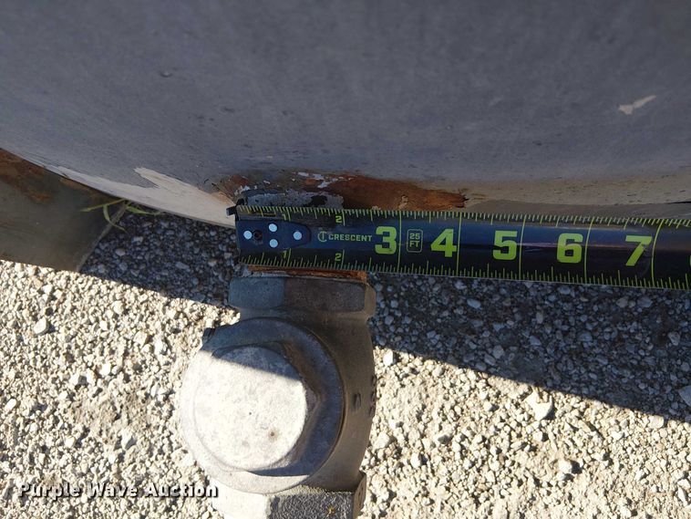 image for item DJ7901 2,500 gallon tank