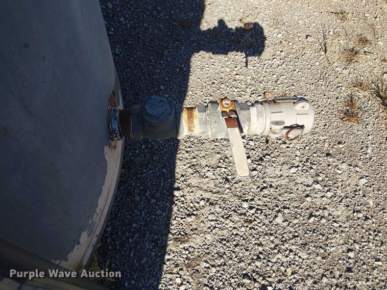 image for item DJ7901 2,500 gallon tank