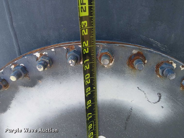 image for item DJ7901 2,500 gallon tank