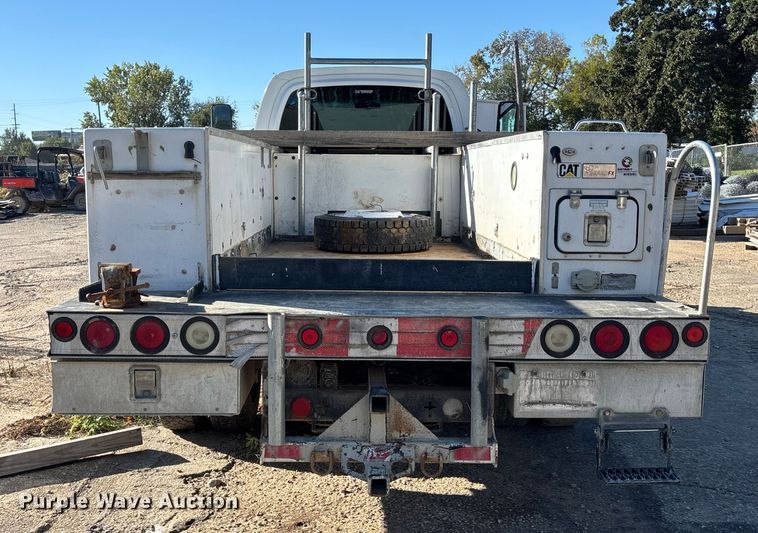 image for item DK0018 2003 GMC C4500 utility / service truck