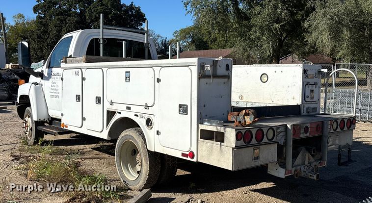 image for item DK0018 2003 GMC C4500 utility / service truck