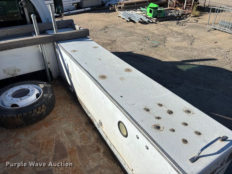 image for item DK0018 2003 GMC C4500 utility / service truck