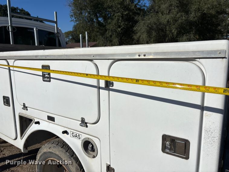 image for item DK0018 2003 GMC C4500 utility / service truck