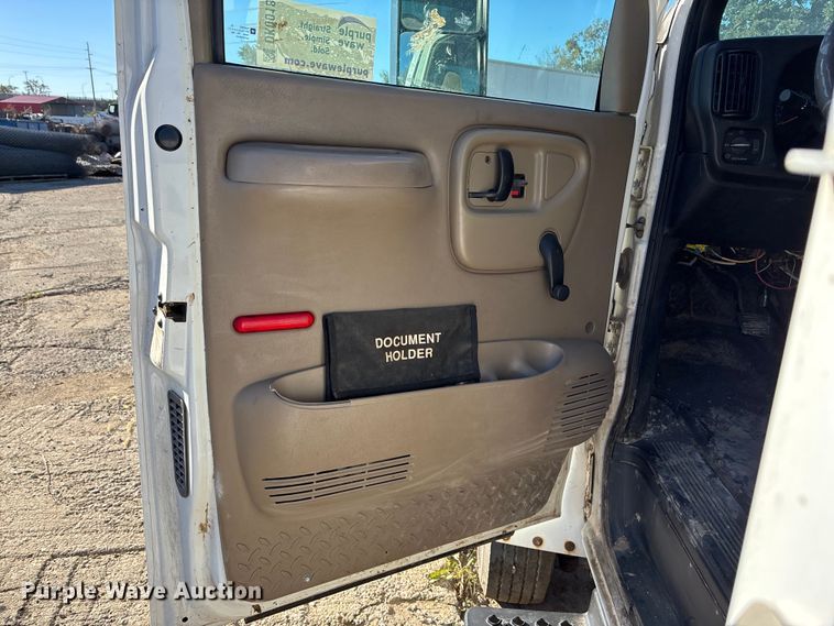 image for item DK0018 2003 GMC C4500 utility / service truck