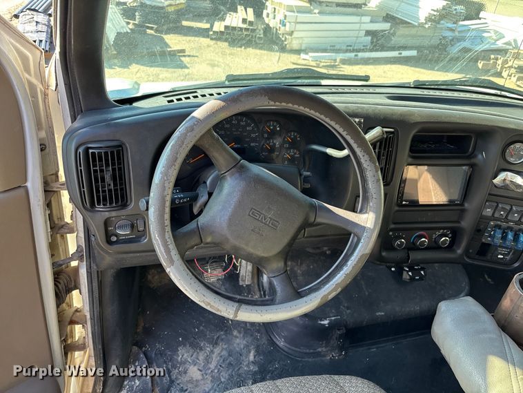 image for item DK0018 2003 GMC C4500 utility / service truck
