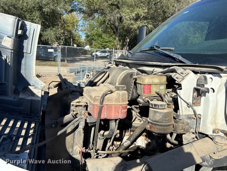 image for item DK0018 2003 GMC C4500 utility / service truck