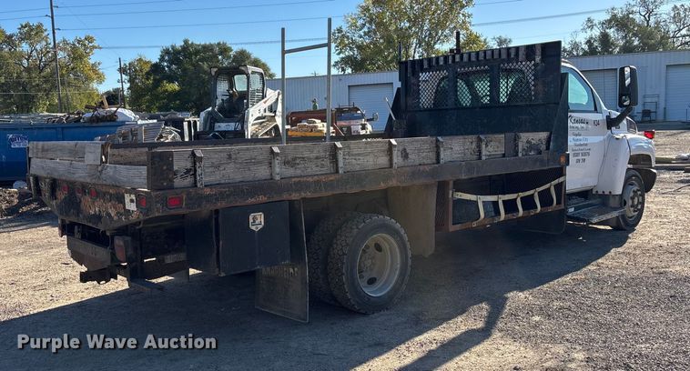 image for item DK0019 2007 Chevrolet C4500 flatbed truck