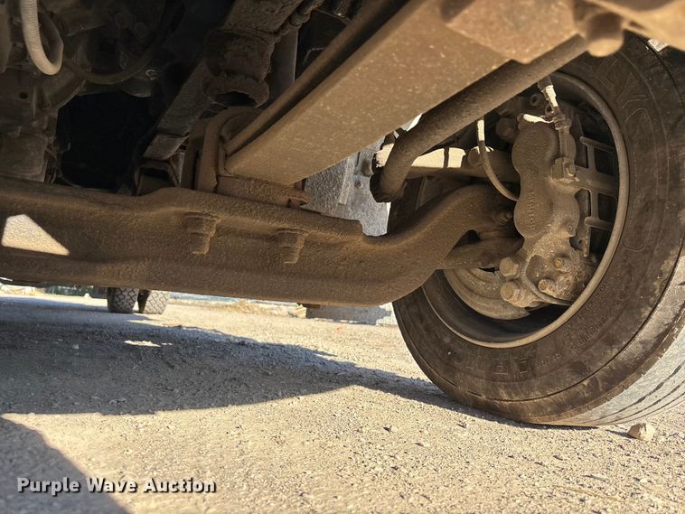 image for item DK0019 2007 Chevrolet C4500 flatbed truck