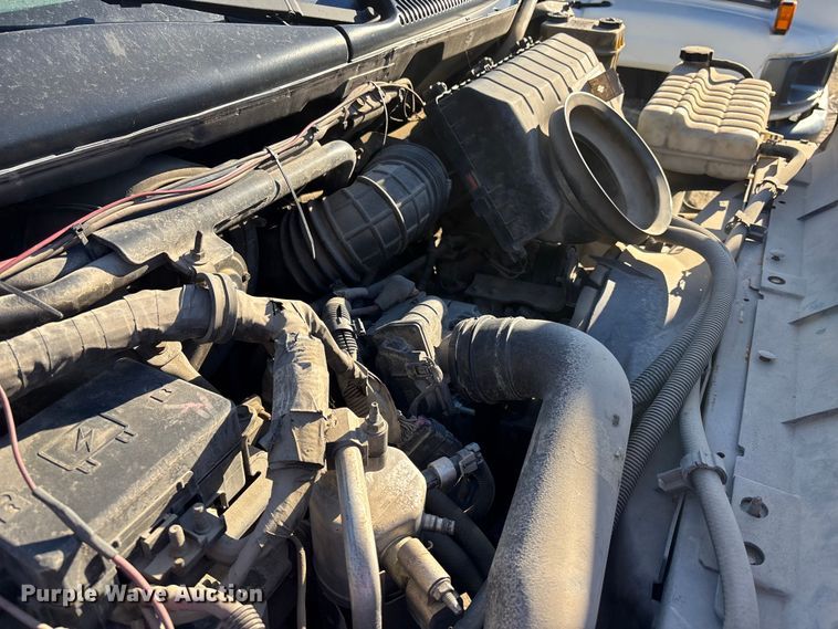 image for item DK0019 2007 Chevrolet C4500 flatbed truck