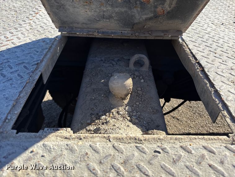 image for item DK0020 2012 Dodge RAM 3500 flatbed pickup truck