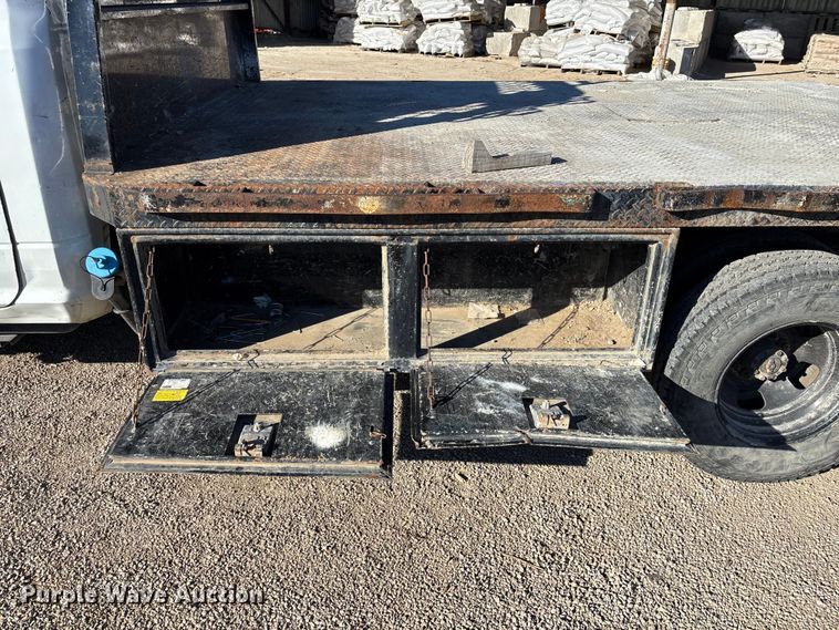 image for item DK0020 2012 Dodge RAM 3500 flatbed pickup truck