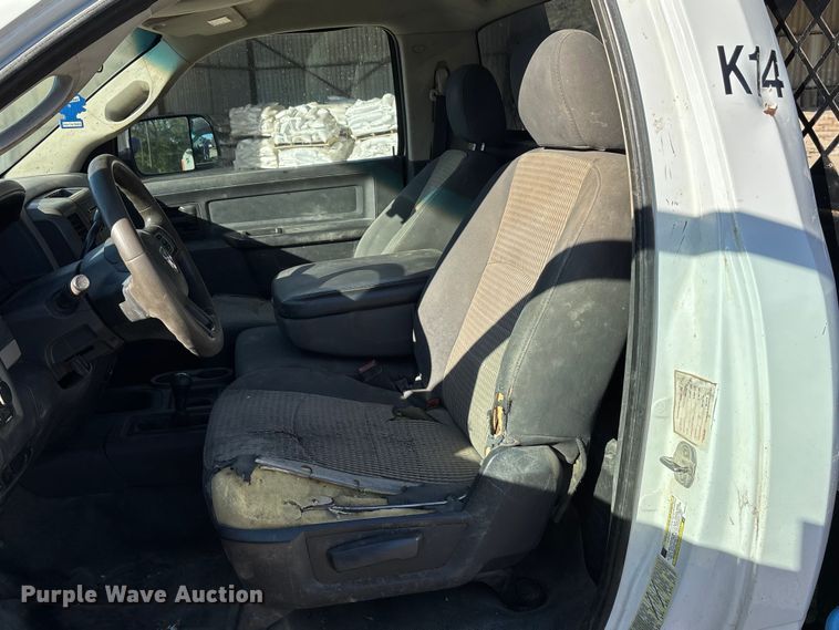 image for item DK0020 2012 Dodge RAM 3500 flatbed pickup truck