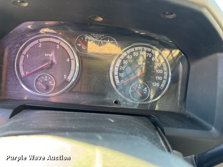 image for item DK0020 2012 Dodge RAM 3500 flatbed pickup truck