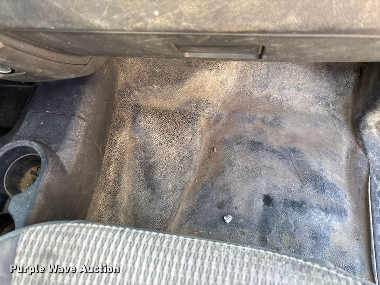 image for item DK0020 2012 Dodge RAM 3500 flatbed pickup truck