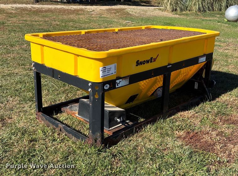 image for item DK0037 TrynEx International spreader