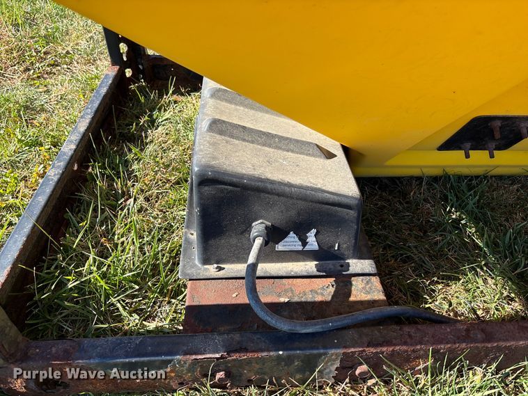 image for item DK0037 TrynEx International spreader