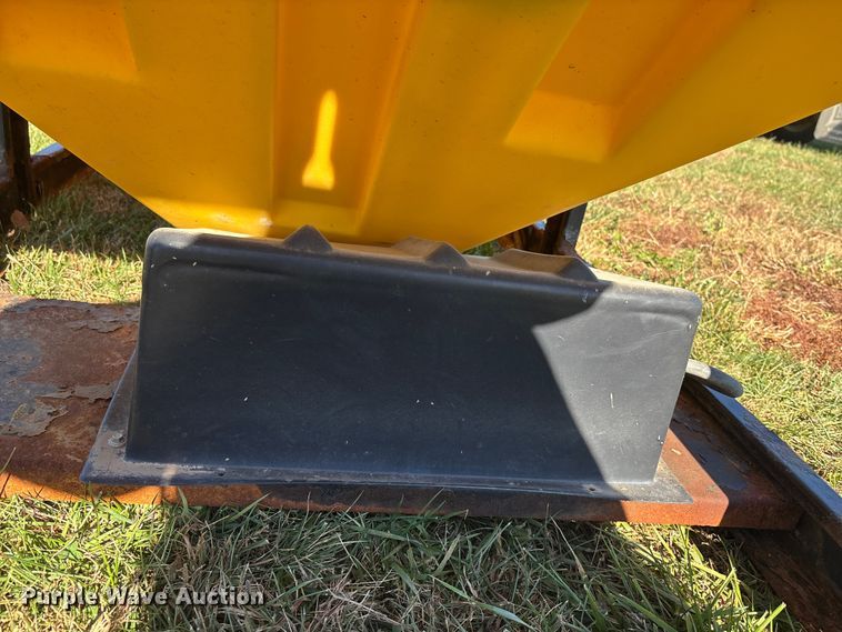 image for item DK0037 TrynEx International spreader