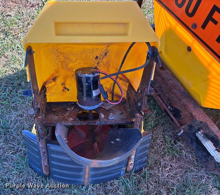 image for item DK0037 TrynEx International spreader