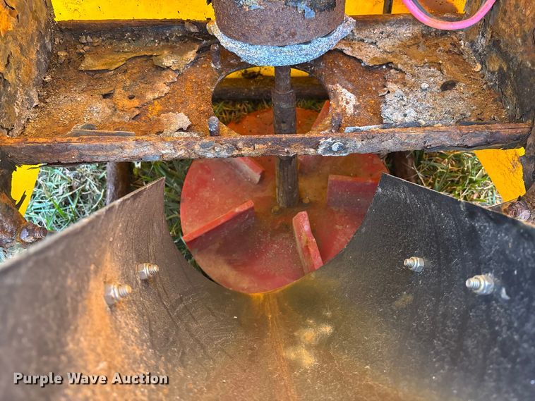 image for item DK0037 TrynEx International spreader