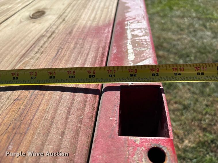 image for item DK0039 2004 Ford F650 flatbed truck