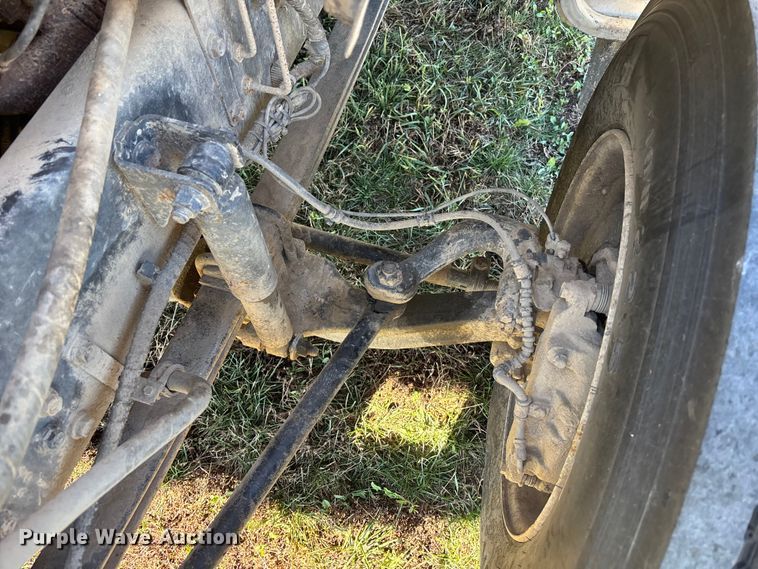 image for item DK0039 2004 Ford F650 flatbed truck