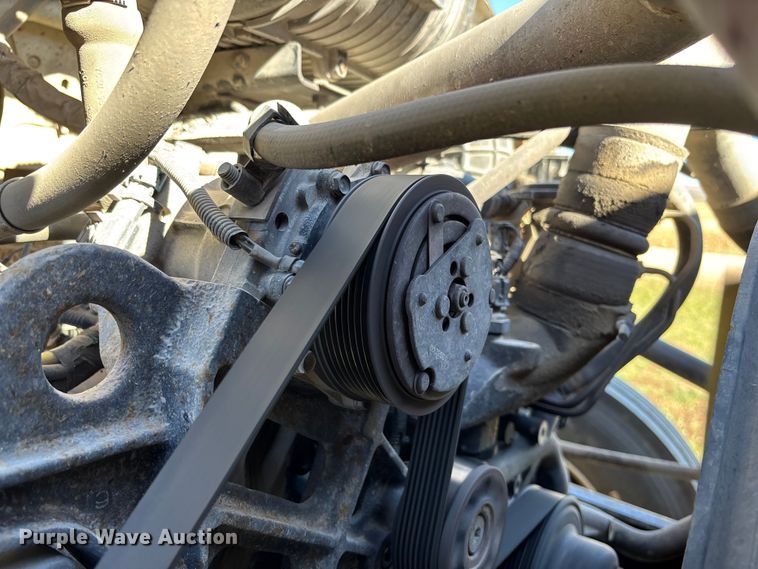 image for item DK0039 2004 Ford F650 flatbed truck