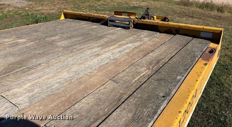 image for item DK0040 1997 Landoll 2024 equipment trailer