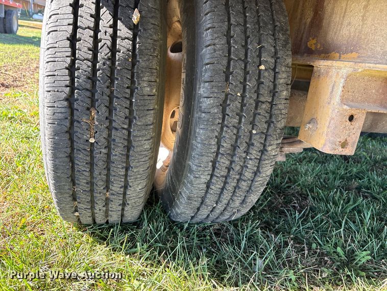 image for item DK0040 1997 Landoll 2024 equipment trailer