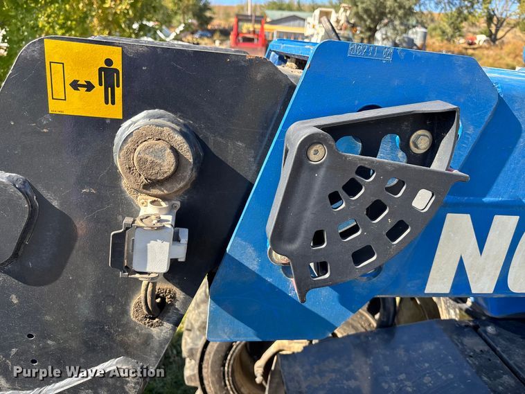 image for item DK0041 2012 New Holland LM5020 telehandler