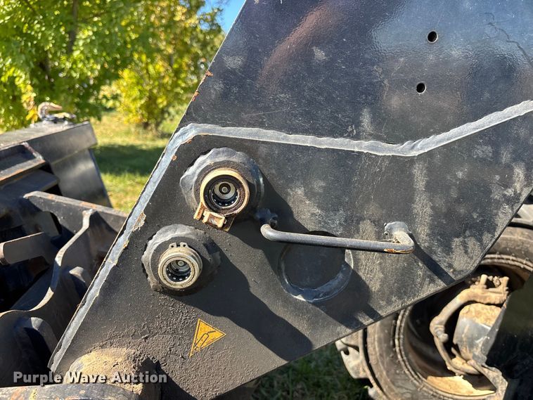 image for item DK0041 2012 New Holland LM5020 telehandler