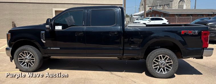 image for item DO1205 2018 Ford F250 Super Duty Crew Cab pickup truck