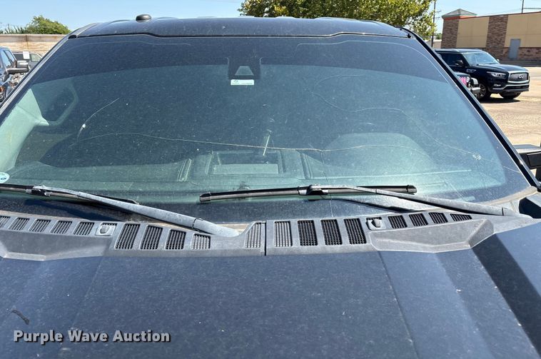 image for item DO1205 2018 Ford F250 Super Duty Crew Cab pickup truck