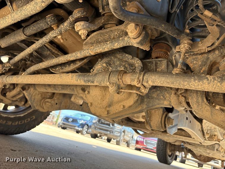 image for item DO1205 2018 Ford F250 Super Duty Crew Cab pickup truck