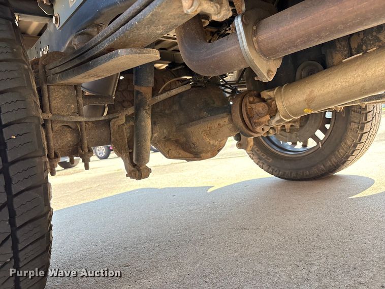 image for item DO1205 2018 Ford F250 Super Duty Crew Cab pickup truck