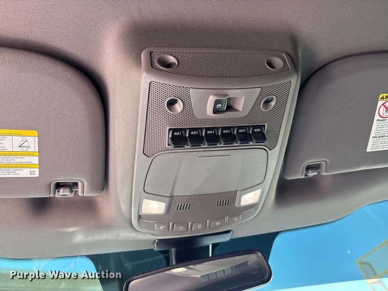 image for item DO1205 2018 Ford F250 Super Duty Crew Cab pickup truck