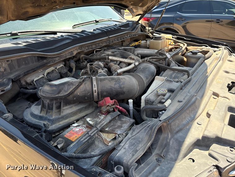 image for item DO1205 2018 Ford F250 Super Duty Crew Cab pickup truck