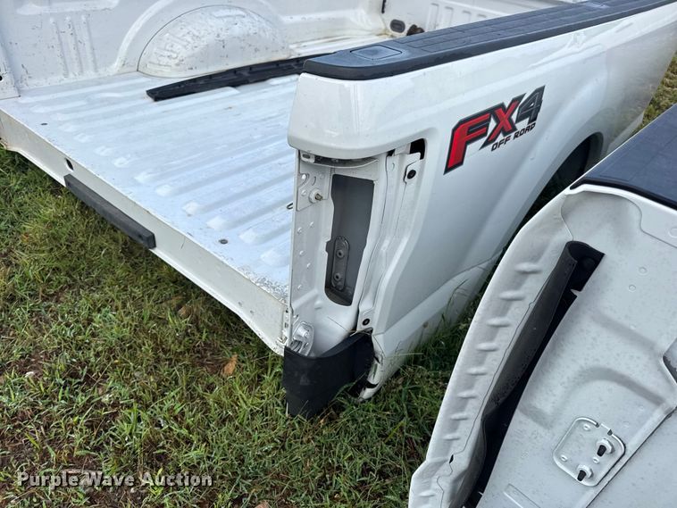 image for item DO2276 Pickup truck bed
