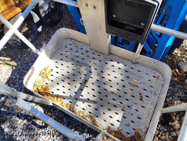 image for item DP5082 2014 Genie TZ-34/20 boom lift