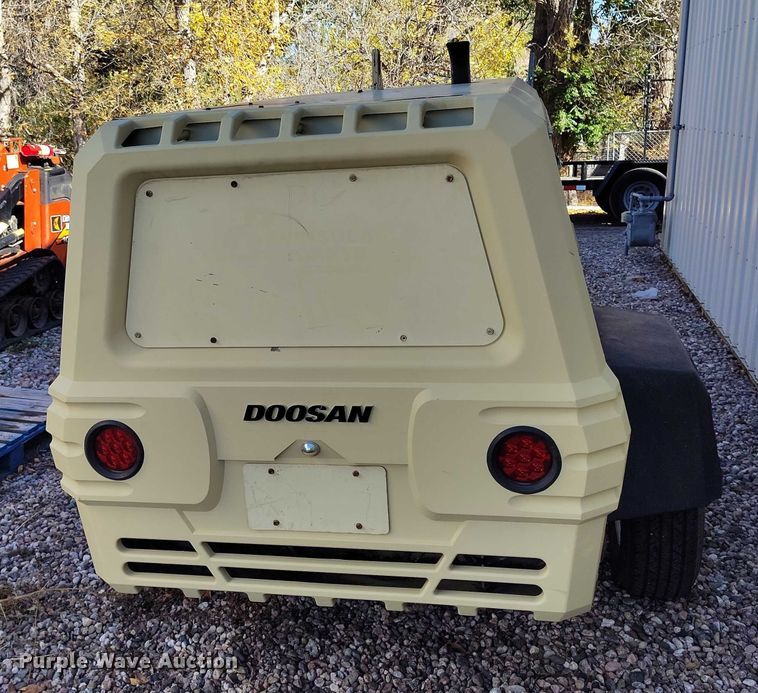 image for item DP5091 2004 Ingersoll Rand P185JD air compressor