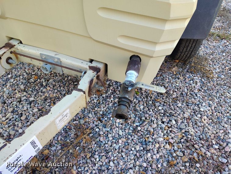 image for item DP5091 2004 Ingersoll Rand P185JD air compressor