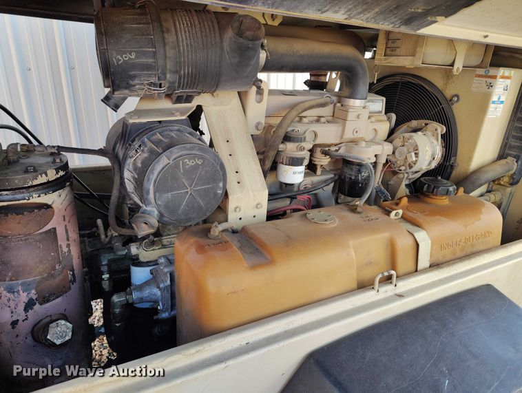 image for item DP5091 2004 Ingersoll Rand P185JD air compressor