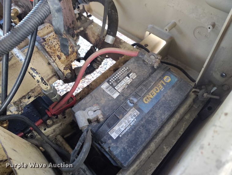 image for item DP5091 2004 Ingersoll Rand P185JD air compressor