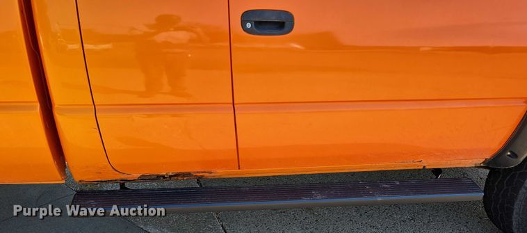 image for item DR3935 2001 Dodge Ram 1500 Quad Cab pickup truck