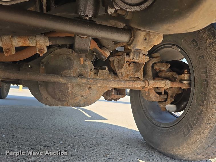 image for item DR3935 2001 Dodge Ram 1500 Quad Cab pickup truck