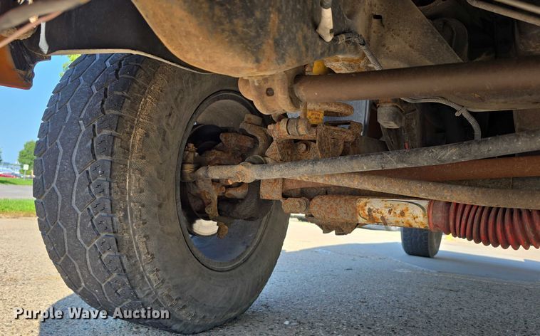 image for item DR3935 2001 Dodge Ram 1500 Quad Cab pickup truck